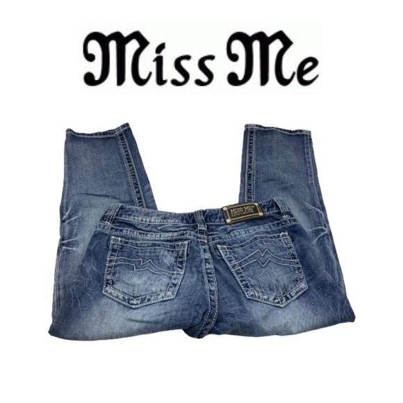 Miss Me Denim - Miss Me Boyfriend Capri Jeans. Sz 27